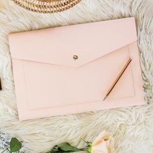 GLASS LADDER CO. MEGAN PORTFOLIO CLUTCH BLUSH PINK